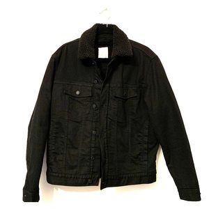 Men’s black Sherpa jacket